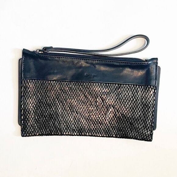 Declare Handbags - Declare Venice black Leather Zip Wristlet Metallic